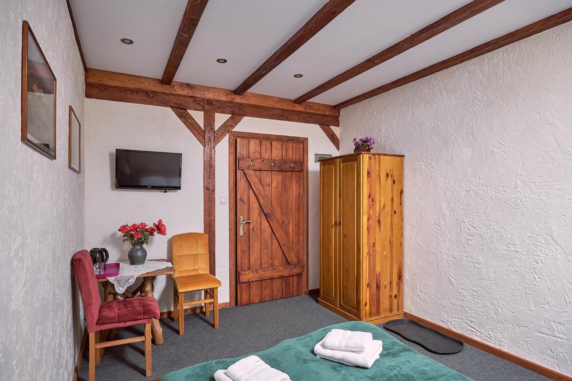 Bed and Breakfast Karczma Zacisze Крутынь Экстерьер фото