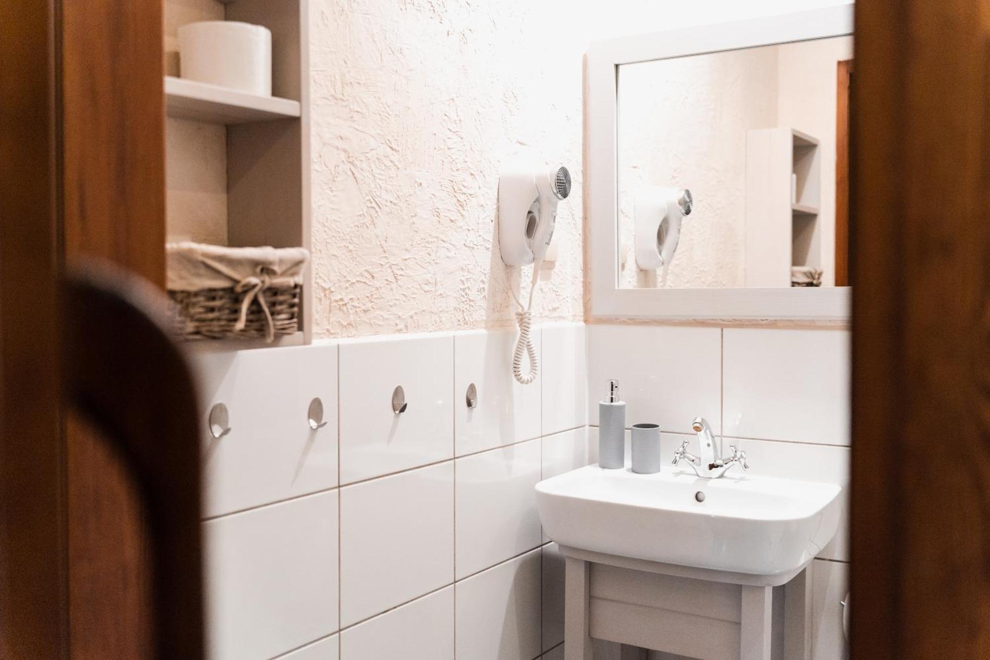Bed and Breakfast Karczma Zacisze Крутынь Экстерьер фото