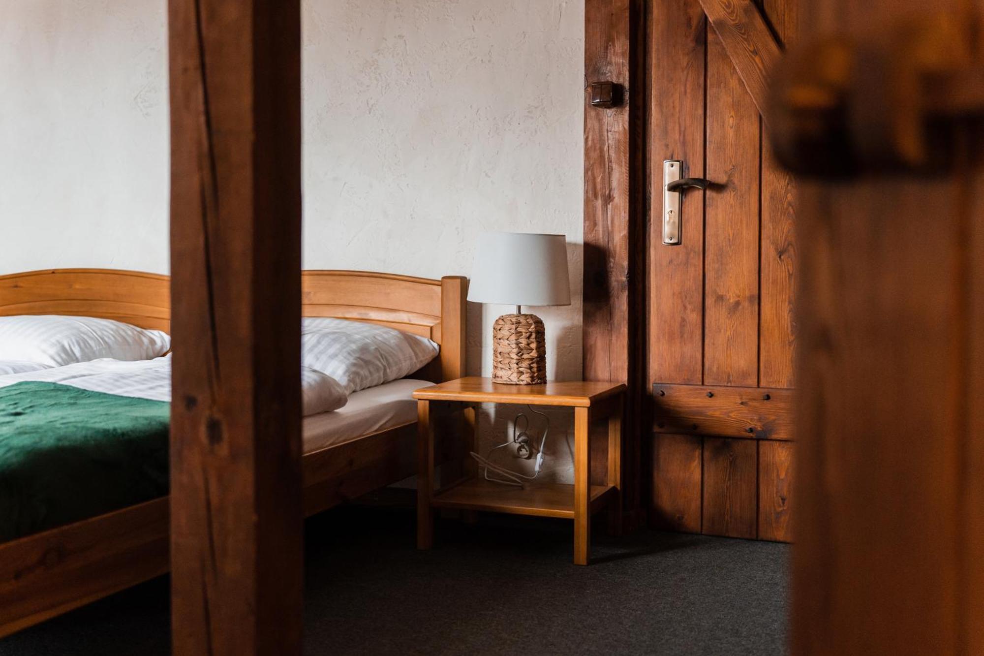 Bed and Breakfast Karczma Zacisze Крутынь Экстерьер фото
