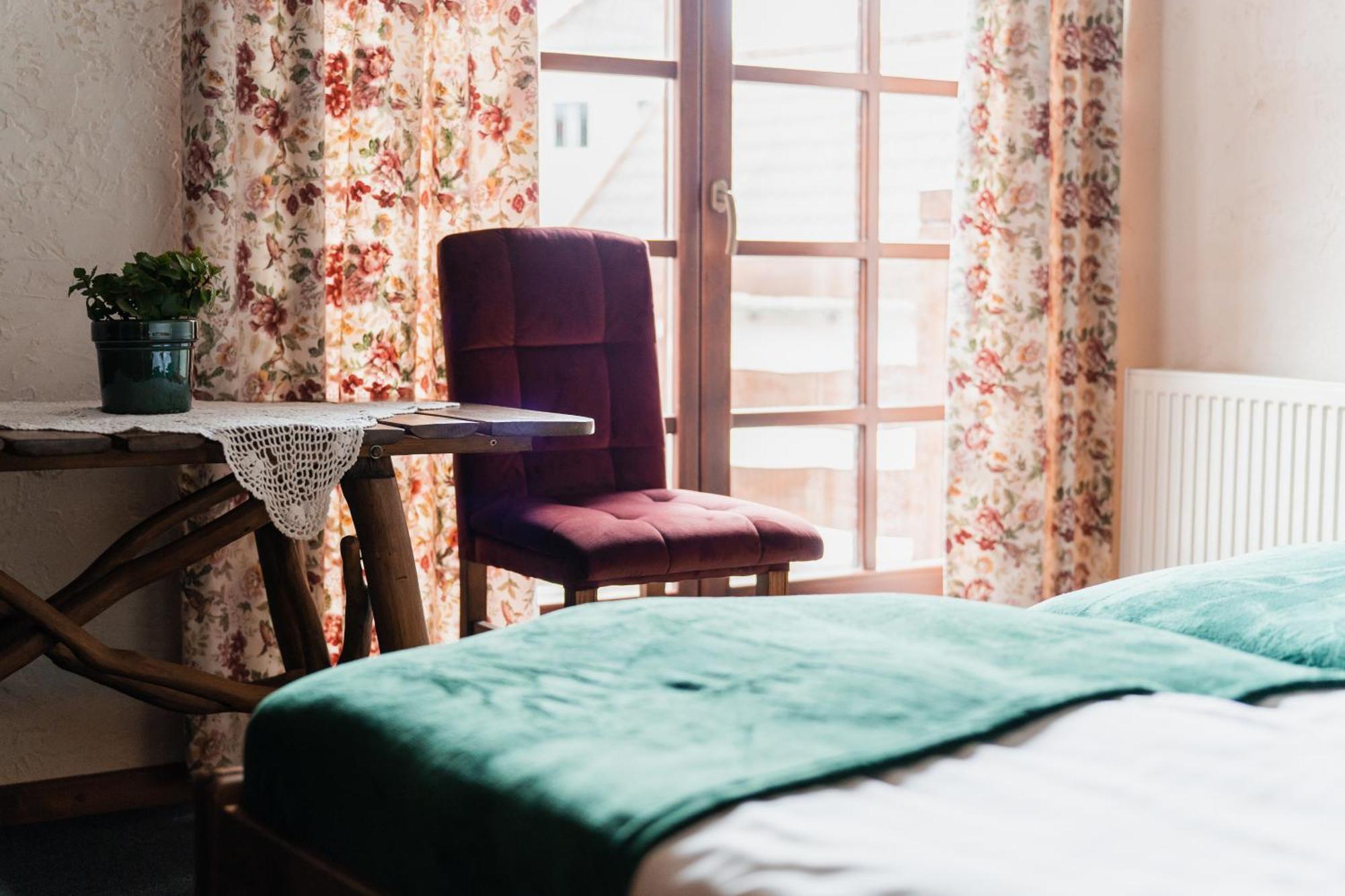 Bed and Breakfast Karczma Zacisze Крутынь Экстерьер фото